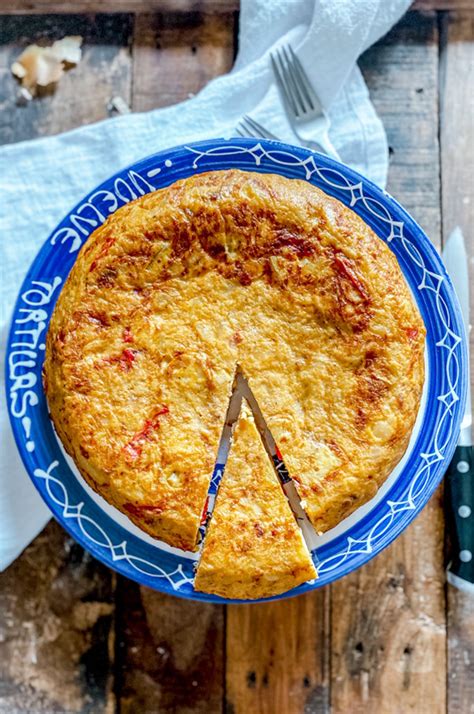 country-style-spanish-potato-omelette-tortilla-de image