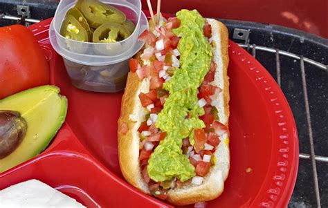 pico-de-gallo-hot-dogs-goodfarms image