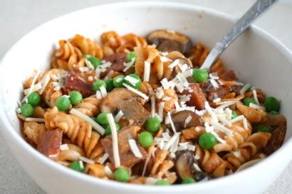 pasta-with-peas-ham-and-mushrooms-tasty-kitchen image