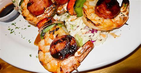 rachael-ray-shrimp-chorizo-bites-recipe-fooduscom image