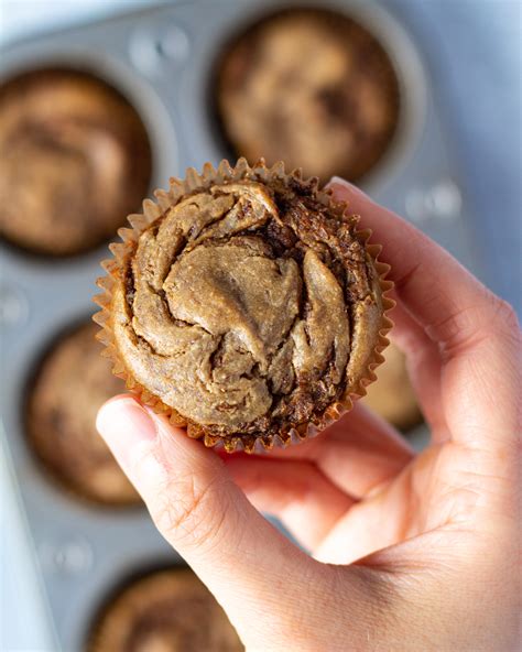 cinnamon-roll-muffins-vegan-gluten-free-justine image