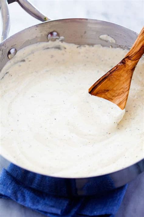 the-best-homemade-alfredo-sauce-recipe-ever-the image