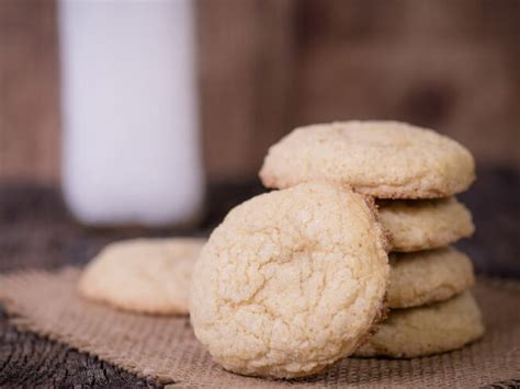 old-fashioned-jumbo-sugar-cookies image