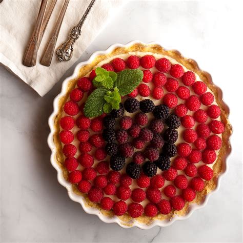 fresh-raspberry-cream-tart-tammy-circeo-chez-nous image