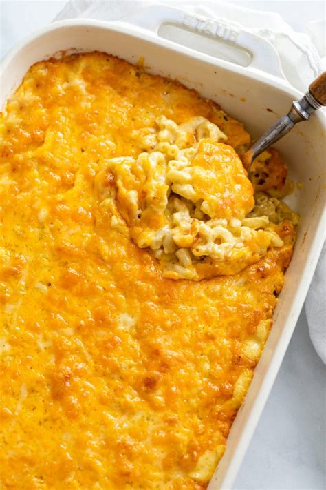 baked-mac-and-cheese-the-cozy-cook image