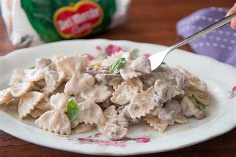 farfalle-pasta-recipe-in-a-creamy-mushroom-sauce image