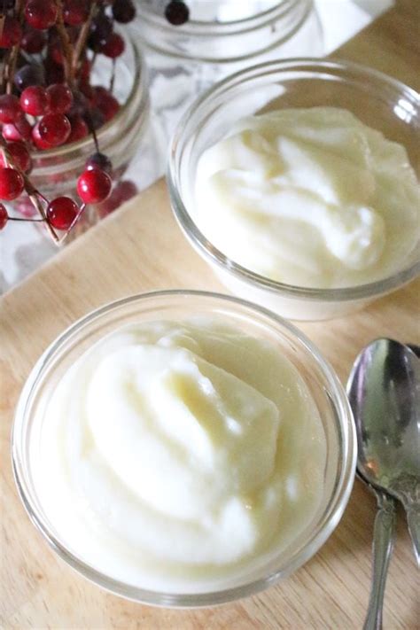 homemade-vanilla-pudding-no-eggs-no-cornstarch image
