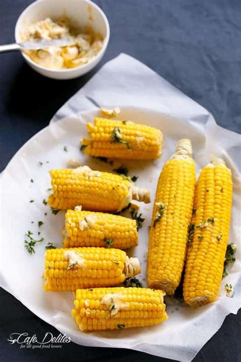 corn-on-the-cob-with-garlic-butter-cafe-delites image