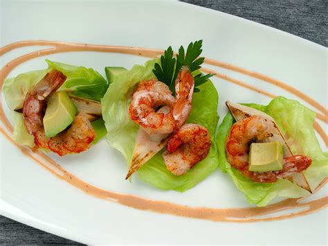 gusto-tv-palm-heart-and-shrimp-salad image