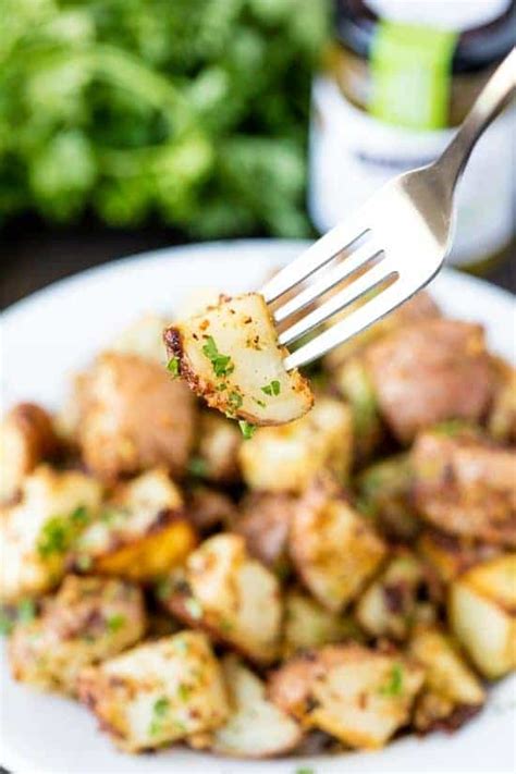 easy-roasted-parmesan-pesto-potatoes-the-stay-at image