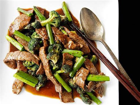 chinese-american-beef-and-broccoli-with-oyster-sauce image