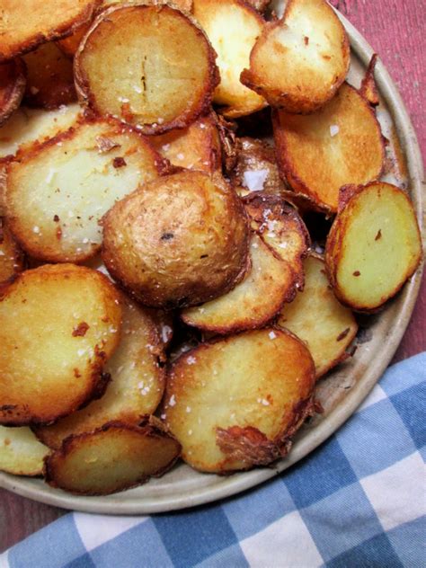 salt-and-vinegar-crispy-fried-potato-slices-julias-cuisine image