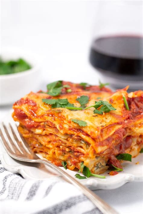 cheesy-no-boil-lasagna-recipe-midwest-foodie image