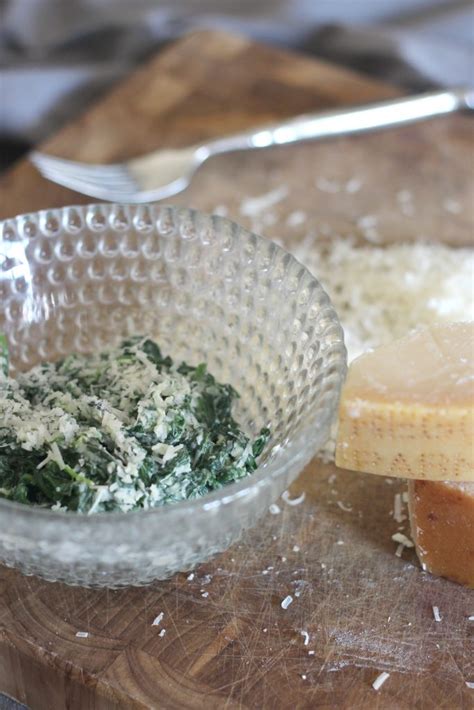 garlic-and-parmesan-creamed-spinach-low-carb-delish image