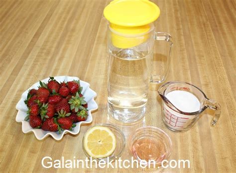 russian-beverage-kompot-with-strawberries-gala-in-the image