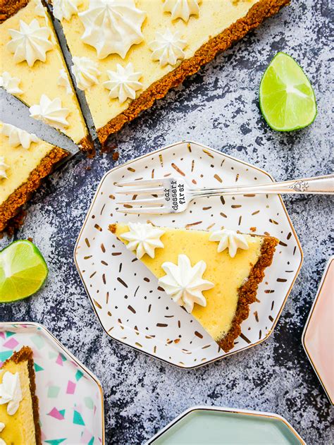 key-lime-pie-with-ginger-biscuit-crust-what image