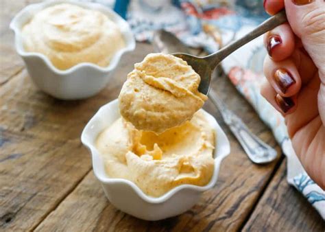 incredible-pumpkin-mousse-barefeet-in-the-kitchen image