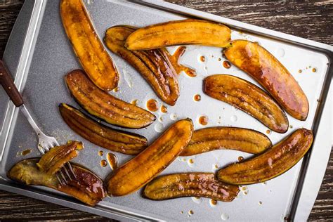 how-to-make-broiled-bananas-the-spruce-eats image