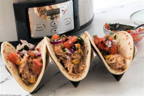crock-pot-chicken-and-black-beans-video image