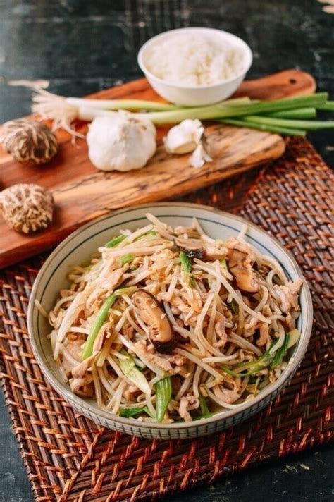 chicken-and-bean-sprouts-stir-fry-the-woks-of-life image