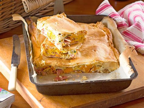 classic-bacon-and-egg-pie-recipes-new-zealand image