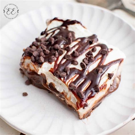 the-best-chocolate-lasagna-layered-ice-cream-dessert image