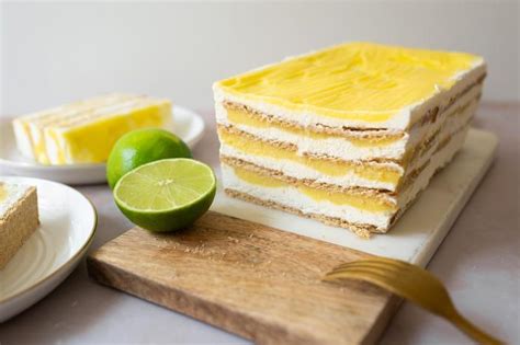 this-no-bake-key-lime-pie-icebox-cake-is-the-perfect image
