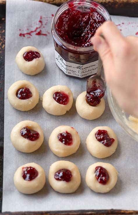 5-ingredient-raspberry-cheesecake-thumbprint-cookies image
