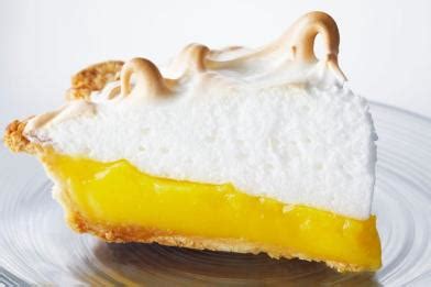 anna-olsons-lemon-meringue-pie-food-network-canada image