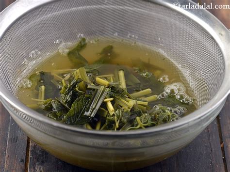lemon-grass-tea-recipe-fresh-lemongrass-tea image