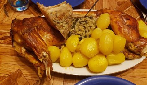 stuffed-rabbit-roasted-in-the-oven image