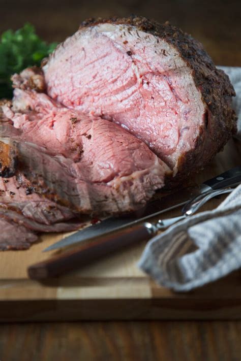 how-to-cook-perfect-prime-rib-closed-oven image
