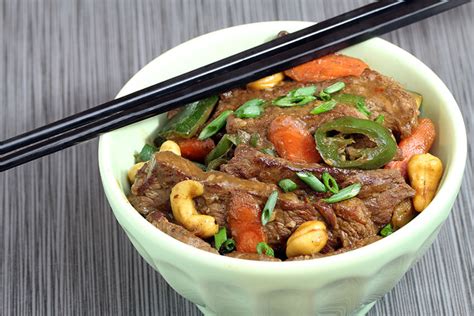 keto-cashew-beef-thai-stir-fry-recipe-tasteaholics image