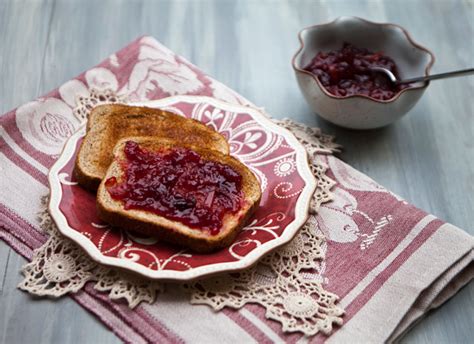 pink-grapefruit-cranberry-marmalade-italian-food image