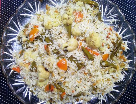 vegetable-fried-rice-recipe-delicious-healthy-food image