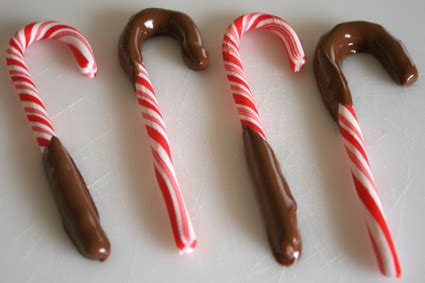 chocolate-dipped-candy-canes-make-and-takes image