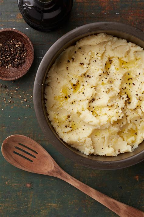 olive-oil-mashed-potatoes-colavita image