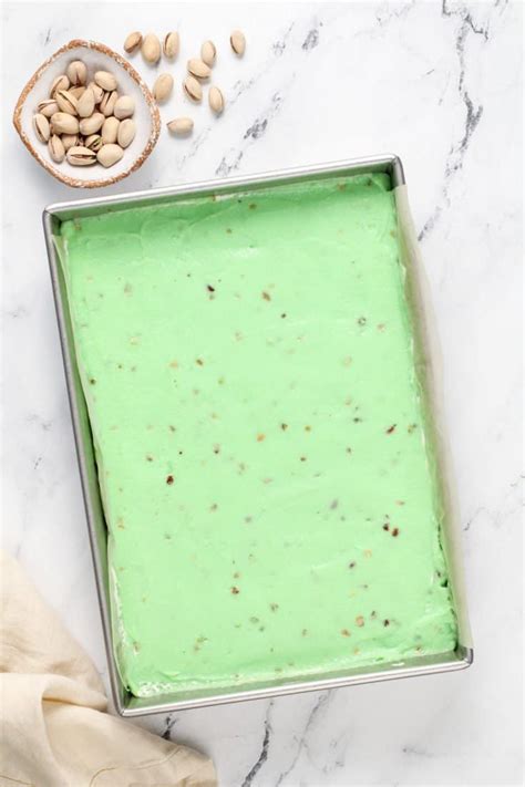 layered-pistachio-pudding-dessert-my-baking-addiction image