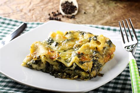 easy-one-step-spinach-lasagna-readers-digest-canada image