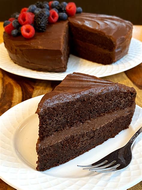 healthy-vegan-sugar-free-gluten-free-chocolate-cake image