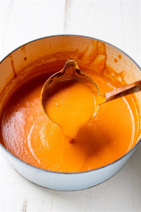 butternut-squash-and-red-pepper-soup-real-food image