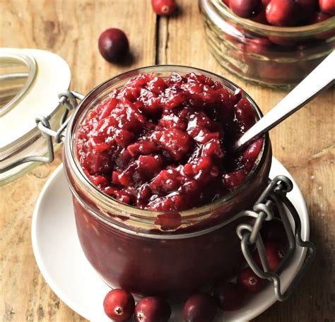 cranberry-chutney-low-sugar-everyday-healthy image