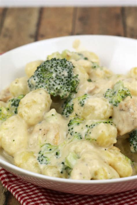 creamy-gnocchi-alfredo-with-broccoli-it-is-a-keeper image