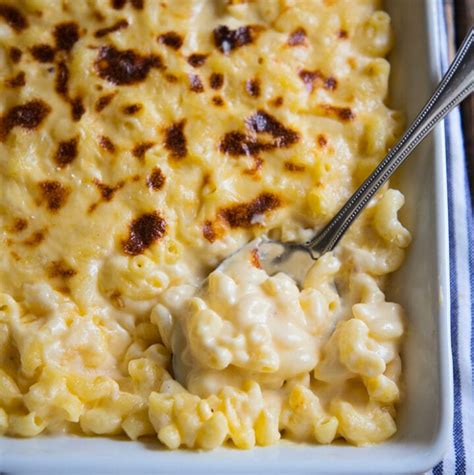 super-creamy-gluten-free-mac-and-cheese-feast-and-farm image
