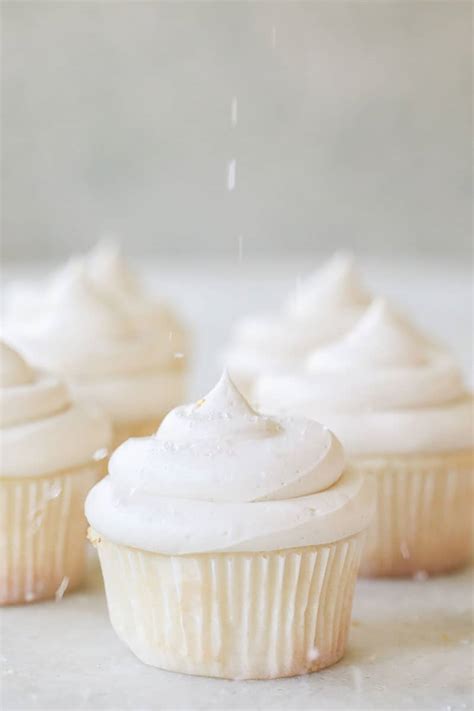 classic-vanilla-cupcake-recipe-sugar-and-charm image
