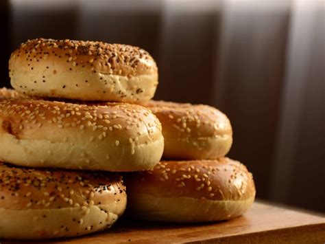 authentic-new-york-style-homemade-bagels-cdkitchen image