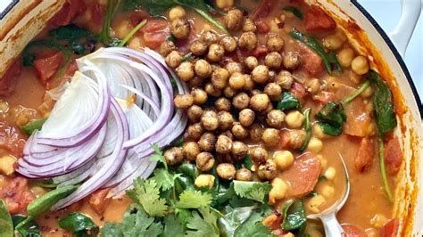 chickpea-and-spinach-curry-the-family-food-kitchen image