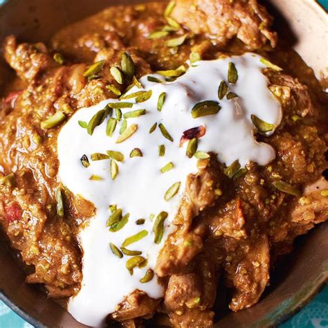 meera-sodhas-pistachio-and-yoghurt-chicken-curry image