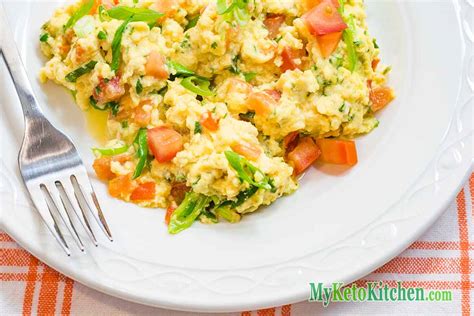 keto-scrambled-eggs-low-carb-breakfast-my-keto image