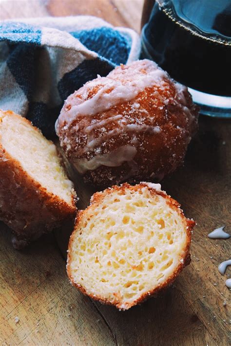 ricotta-donuts-recipe-with-sugar-flavor-variations-a image